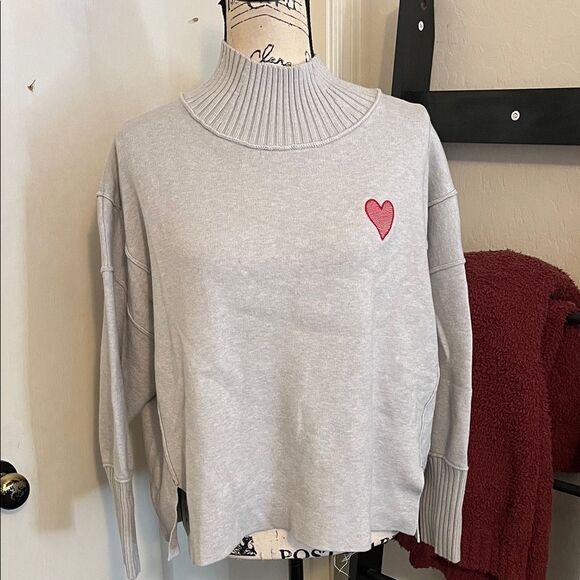 Anthropologie Maeve The Logan Gray Red Heart Modern Boho Pullover Sweater - Picture 5 of 14